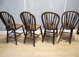 Set antieke Windsorstoelen