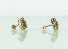 Vintage Engelse gouden oorknoppen bloem peridot