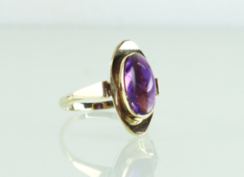 Vintage gouden ring cabochon amethist