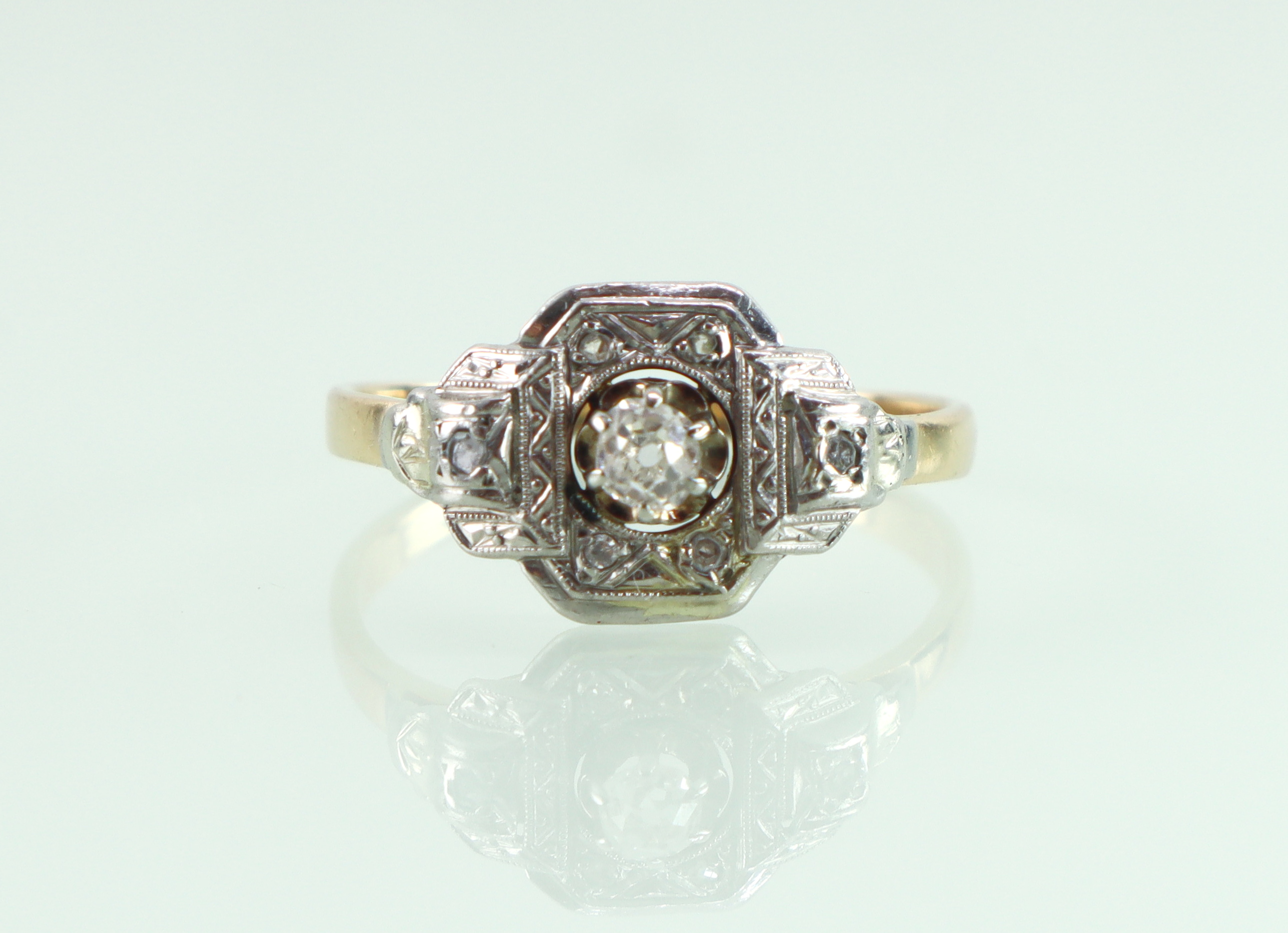 Art Deco goud platina ring oud slijpsel diamant