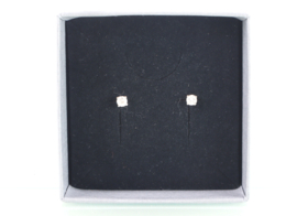 Gouden oorbellen briljant diamant