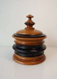 Antieke houten tabakspot, 19e eeuw