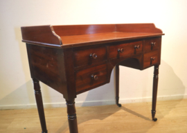 Antiek Engels schrijftafeltje, sidetable