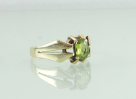 Vintage gouden ring peridot