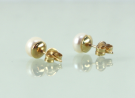 Oorknoppen 18k goud bouton parel 5,8 mm