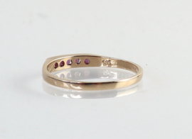 Gouden ring met robijnen, rijring