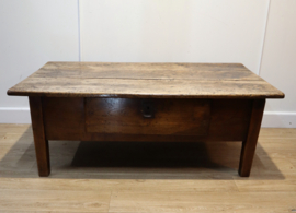Antieke Spaanse salontafel