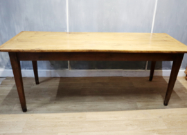 Antieke Franse boerentafel