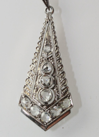 Prachtige witgouden  Art Deco hanger met roosgeslepen diamanten ca. 1910