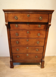 Antieke Hollandse chiffonière