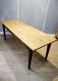 Antieke Franse boerentafel