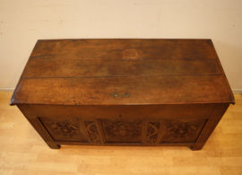 Antieke dekenkist 1735