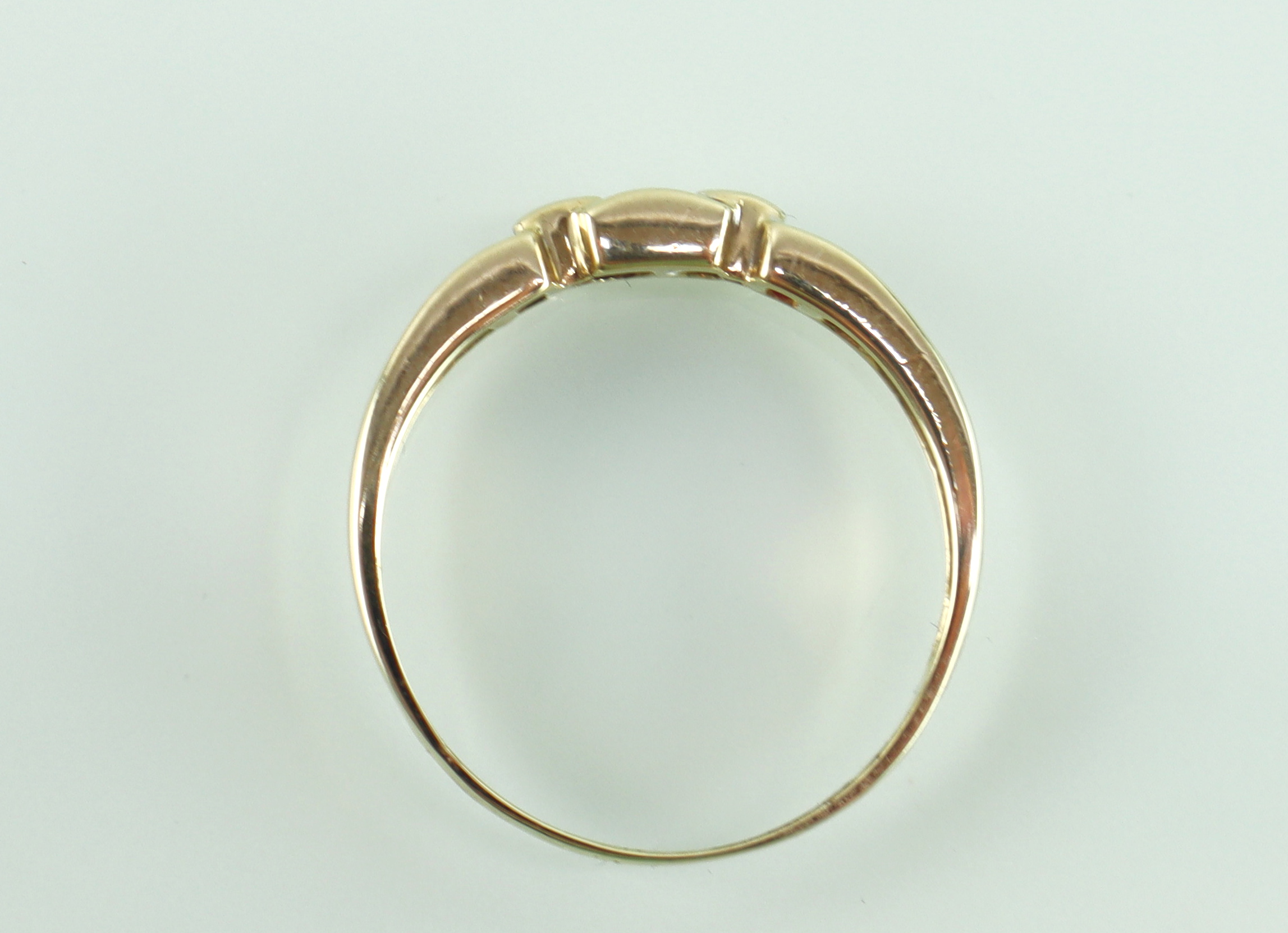 Gouden ring 18 karaat diamant, robijn, smaragd