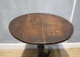 Antieke Engelse tilttoptafel, 18e eeuw