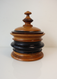 Antieke houten tabakspot, 19e eeuw