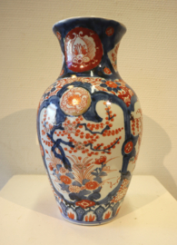 Set antieke Imari porseleinen vazen