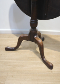 Antieke Engelse tilttoptafel, 18e eeuw