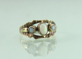 Vintage gouden ring drie opalen, jaren ‘70