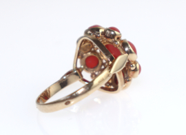Vintage gouden ring met bloedkoraal, jaren '70