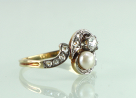Antieke Art Deco Toi et Moi gouden ring diamanten en parel