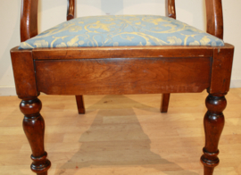 Antieke Engelse armstoel
