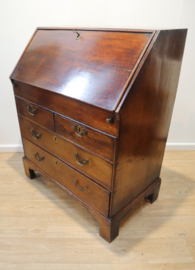 Antieke Engelse secretaire, 18e eeuw