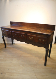 Antieke Engelse dresser / sidetable, 18e eeuw