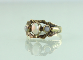 Vintage gouden ring drie opalen, jaren ‘70