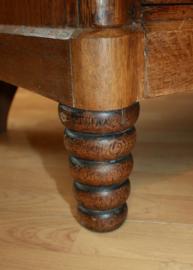 Antieke Hollandse commode, 19e eeuw.