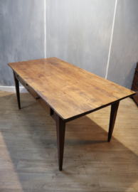 Antieke Franse tafel