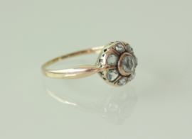 Antieke roségouden ring met roosdiamanten