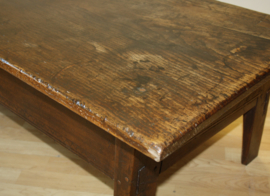 Antieke Spaanse tafel, salontafel