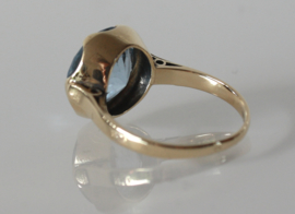 Antieke 14 karaat gouden ring met grote aquamarijn