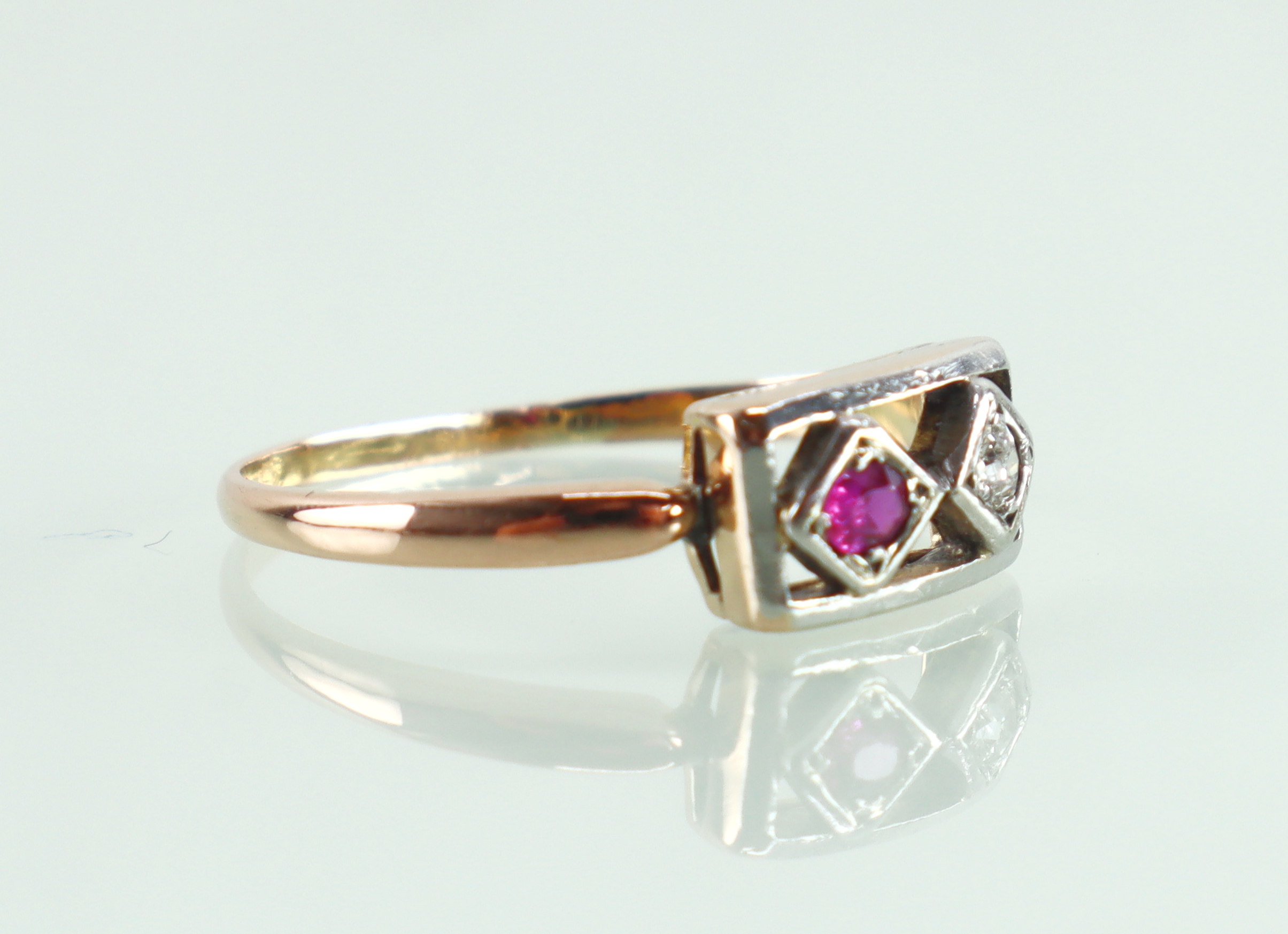 Antieke 18k roségouden ring diamant robijn Art Deco