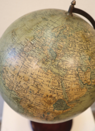 Antieke Nederlandse globe, Dr. Neuse ca. 1929