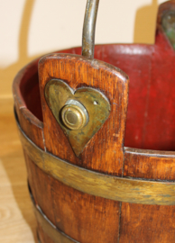 Antieke houten emmer