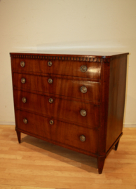 Antieke Louis Seize commode, 18e eeuw.