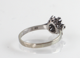 Vintage witgouden ring entouragering met diamant