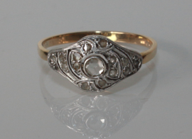 Antieke gouden Art Deco ring met roosdiamanten