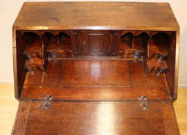 Antieke Engelse secretaire