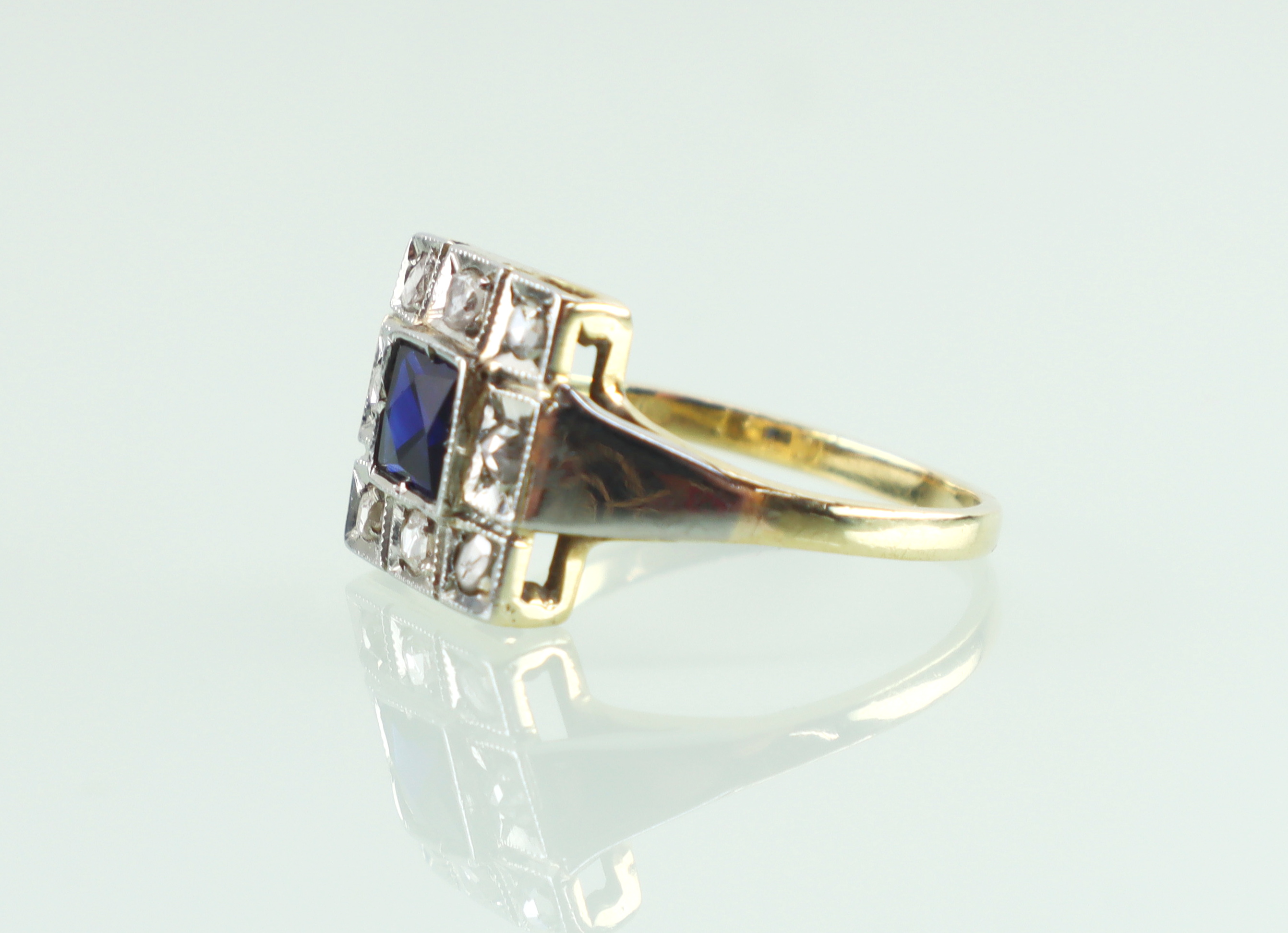 Art Deco gouden ring saffier roosdiamant