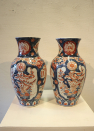 Set antieke Imari porseleinen vazen