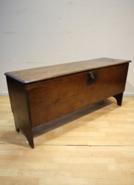 Antieke Engelse kist ca 1700