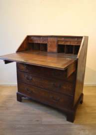 Antieke Engelse secretaire