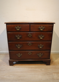 Antieke Engelse commode 18e eeuw