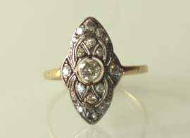 Art Deco gouden ring met oudslijpsel diamanten, ca. 1910
