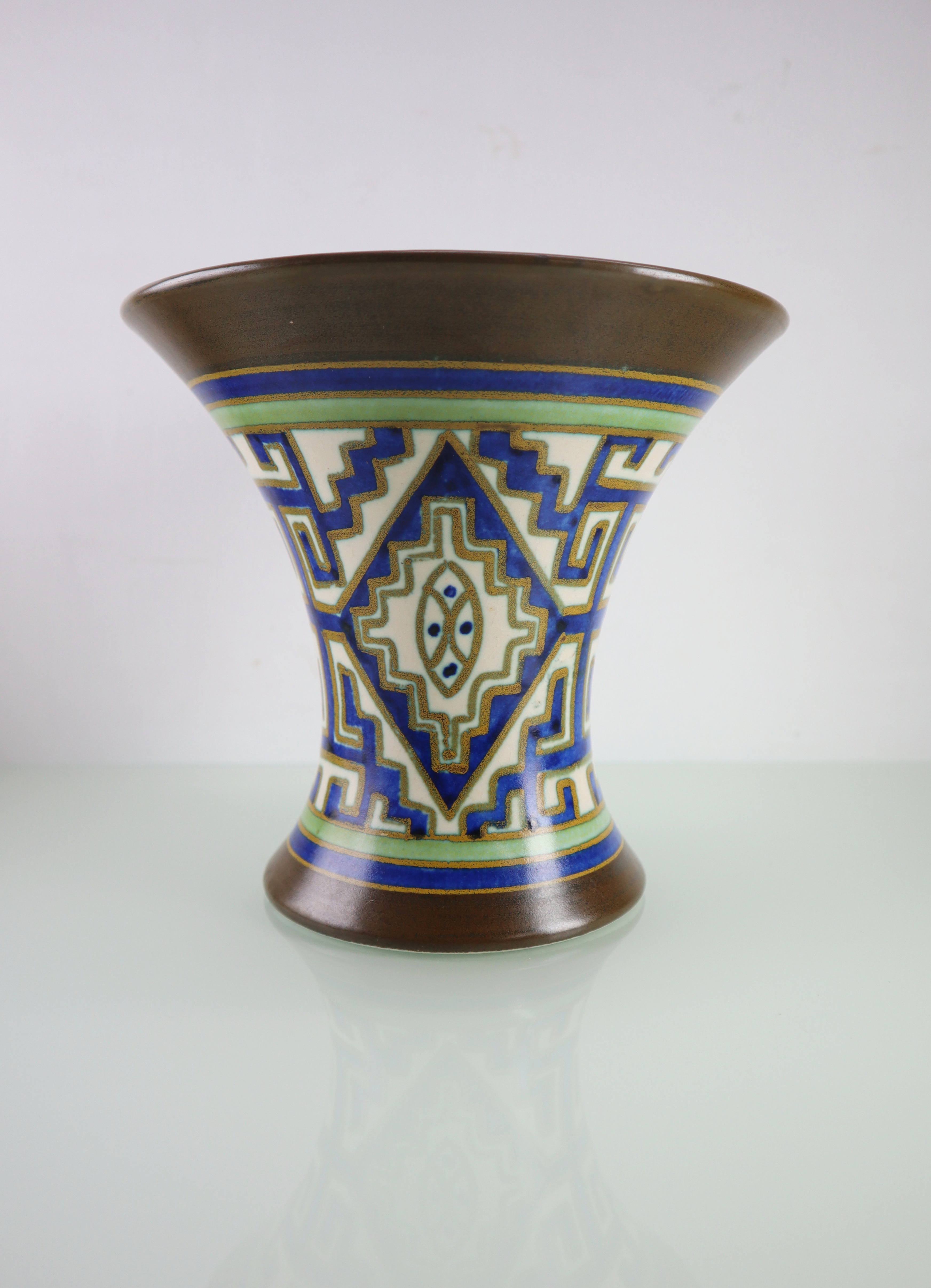 Art Deco Gouda plateel vaas, Sungam 1926