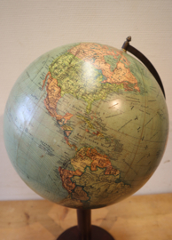 Antieke Duitse globe, Östergaard ca. 1929