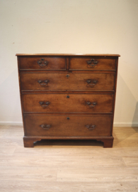 Antieke Engelse commode 18e eeuw