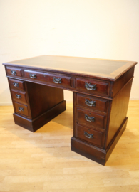 Antiek Engels bureau